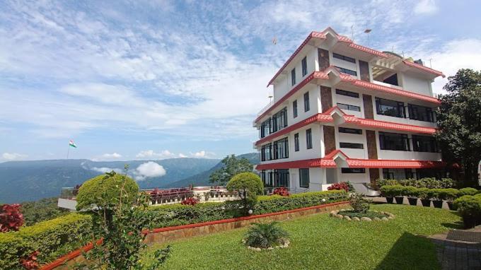 Rendezvous Resort Cherrapunji Esterno foto