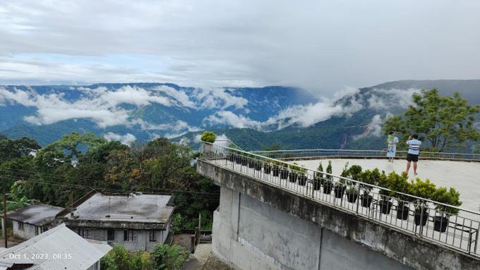 Rendezvous Resort Cherrapunji Esterno foto